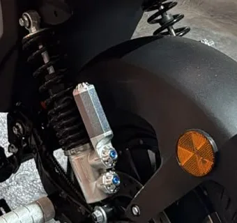 Double amortisseur arrière du M26